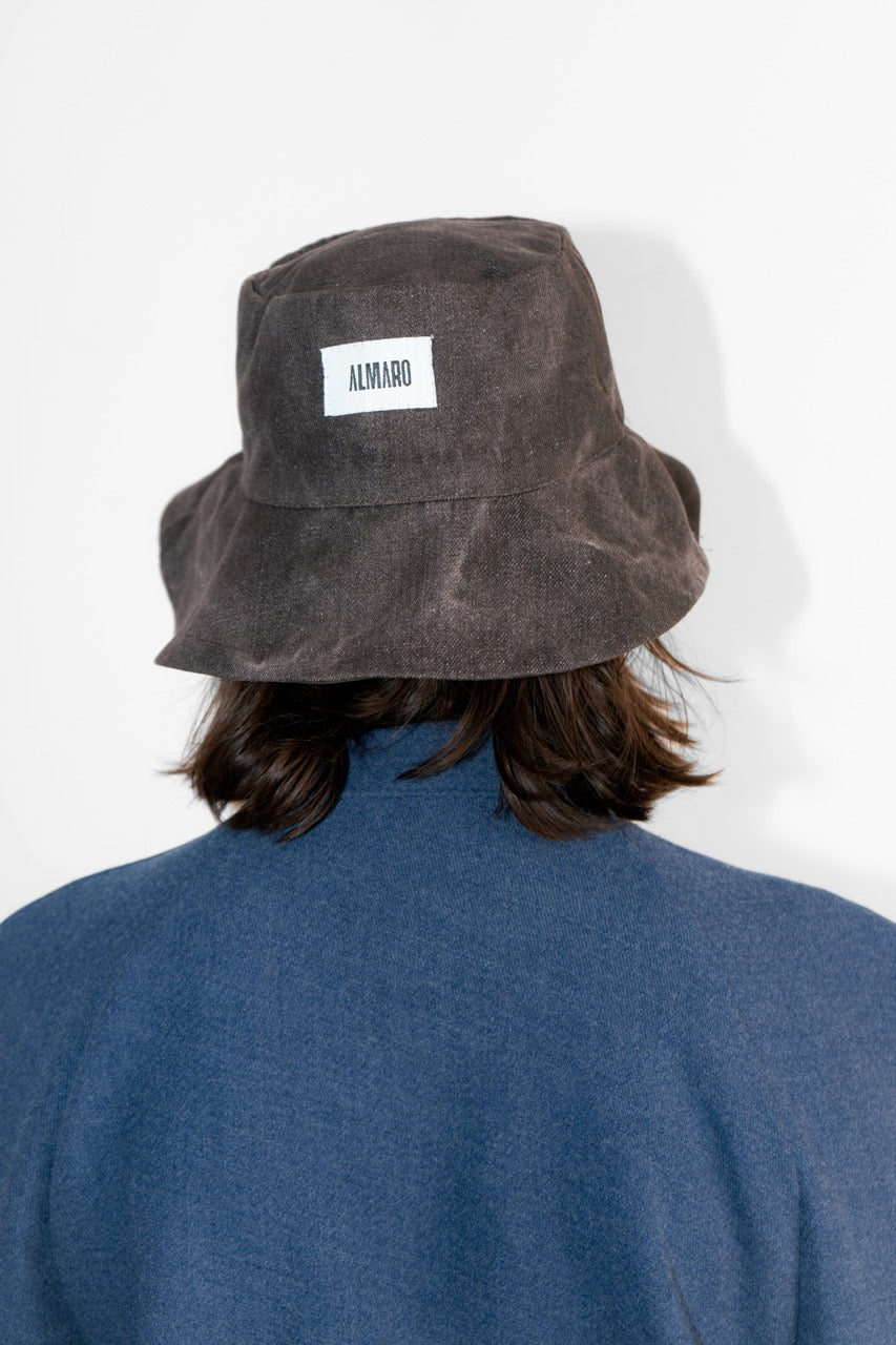 Almaro Bucket Hat