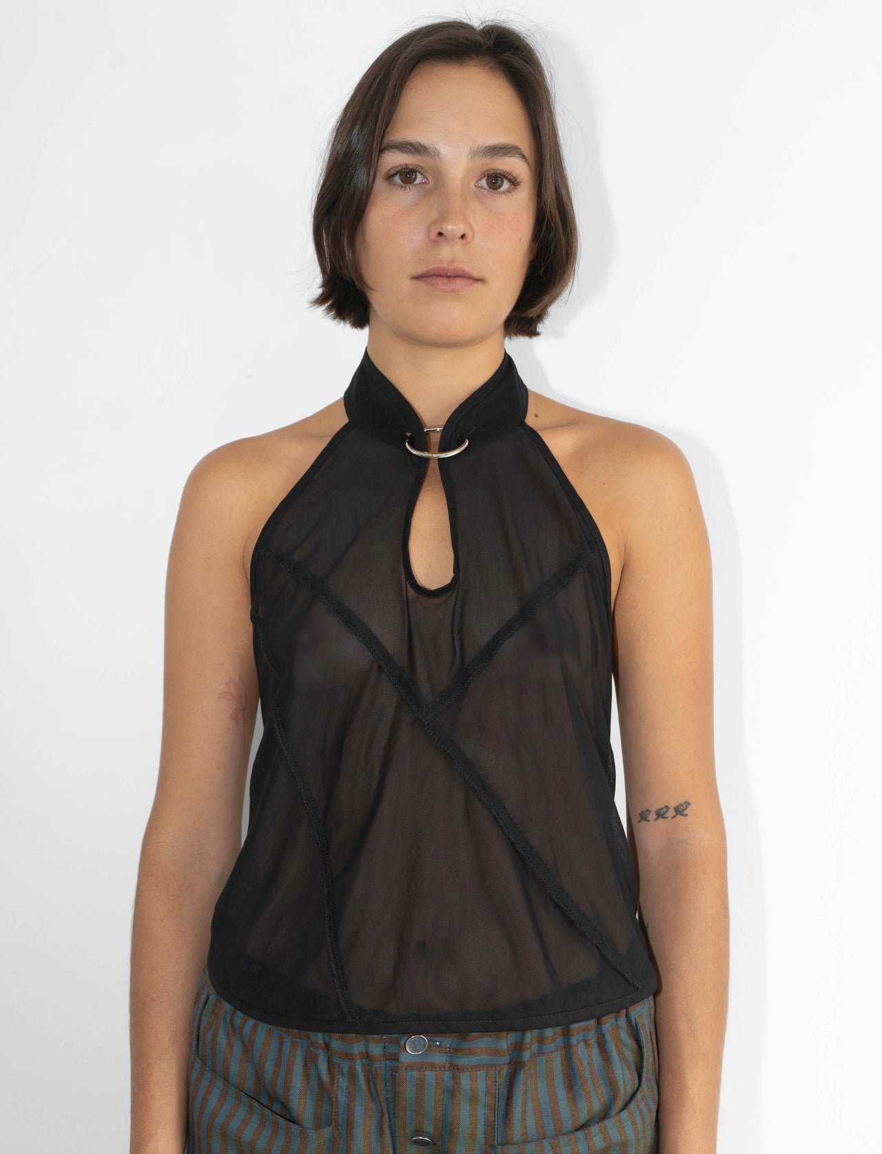 Black Mesh Triangulo Top